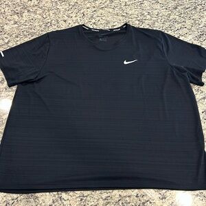Nike Dri-Fit Running Shirt | Black | XXL (Breathable)
